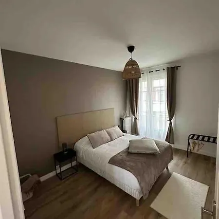 Direct Line 1 To Champs-elysees Elegant 4 Apartament Saint-Mandé